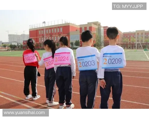 西安羽毛球队奋勇拼搏的城市联赛之路与辉煌成就回顾 西安羽毛球队奋勇拼搏的城市联赛之路与辉煌成就回顾