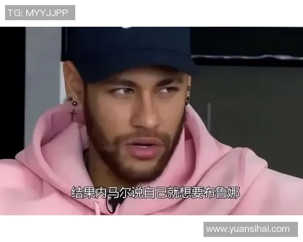 足球明星最新动态揭秘娱乐圈绯闻与赛场表现的精彩交汇 足球明星最新动态揭秘娱乐圈绯闻与赛场表现的精彩交汇