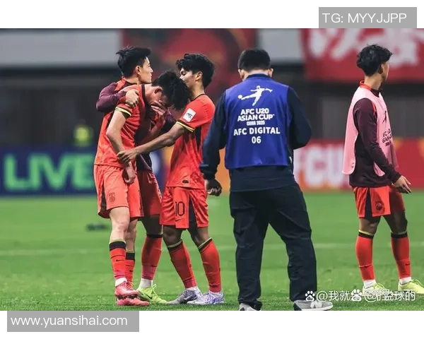 西安足球队技术争议引发热议球迷与专家各执己见探讨战术与裁判判罚 西安足球队技术争议引发热议球迷与专家各执己见探讨战术与裁判判罚